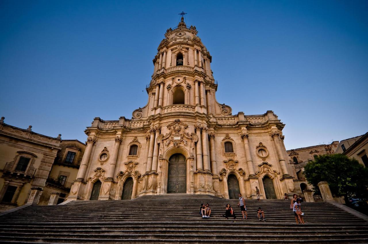 Casa Vacanza I Due Ulivi Modica Buitenkant foto